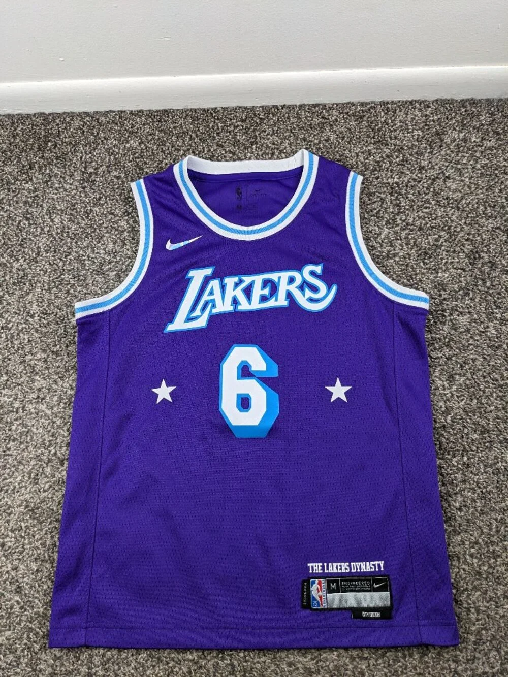 LeBron James Los Angeles Lakers Swingman Jersey City Edition Youth Boys Medium